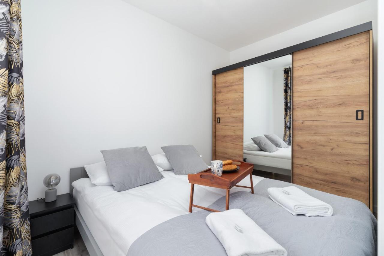 Salsa Apartments Cracow By Renters Krakow Ngoại thất bức ảnh